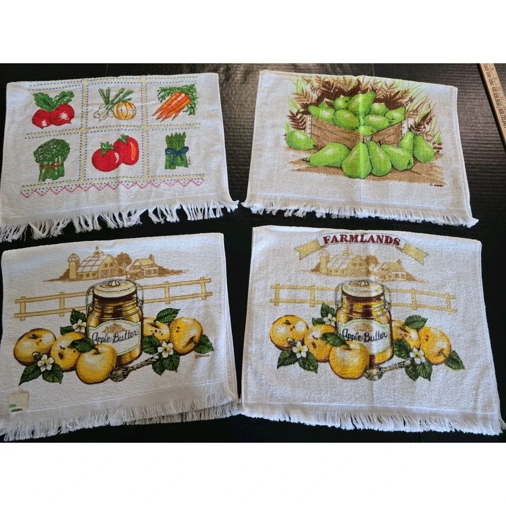4 Vintage Kitchen Towels Fruit/ Vegetables